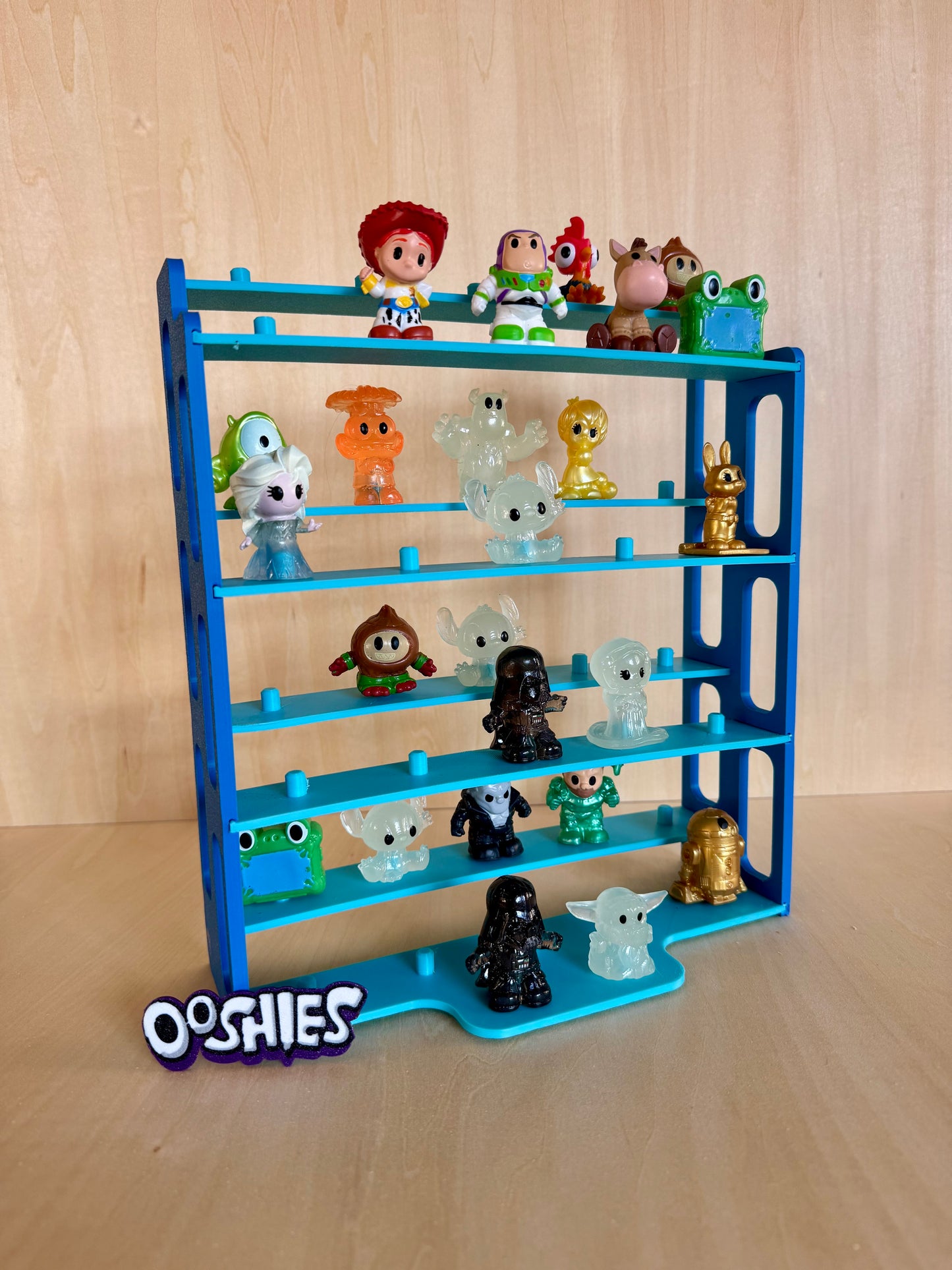 Ooshie stands